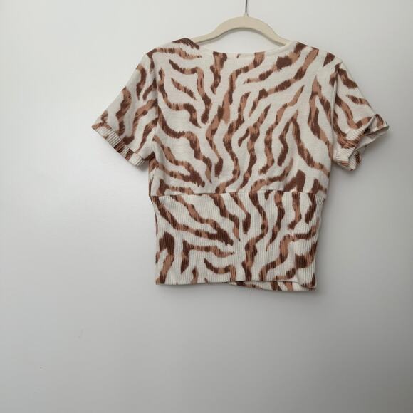 M Colsie Brown Zebra Print Crop Sweater - Picture 2 of 10